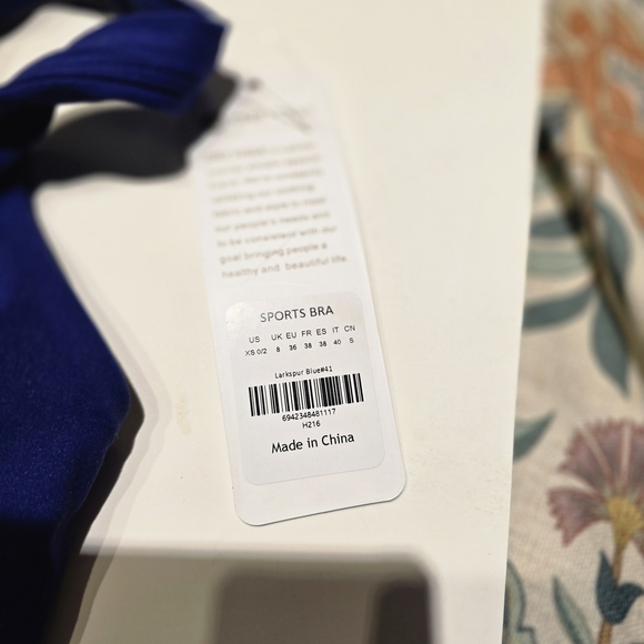 CRZ YOGA Women's Blue Sports Bra - Picture 2 of 5